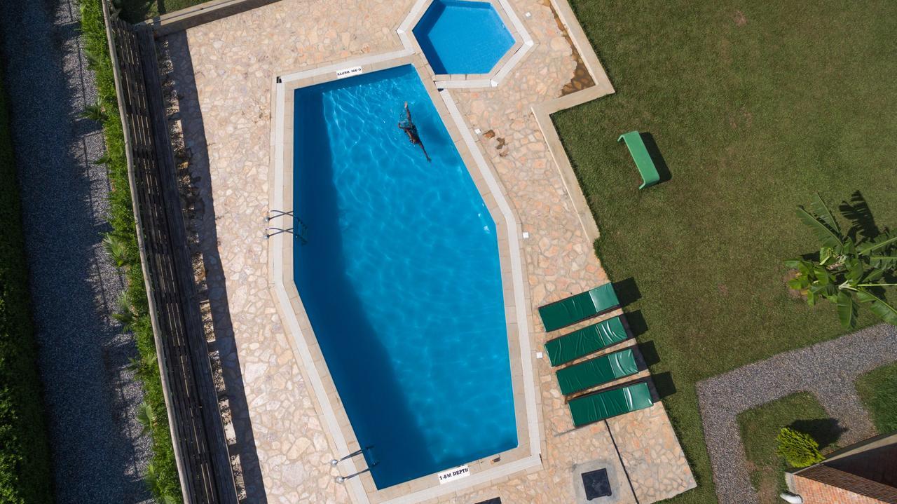 Buvi Lodge Limited Entebbe Exteriör bild