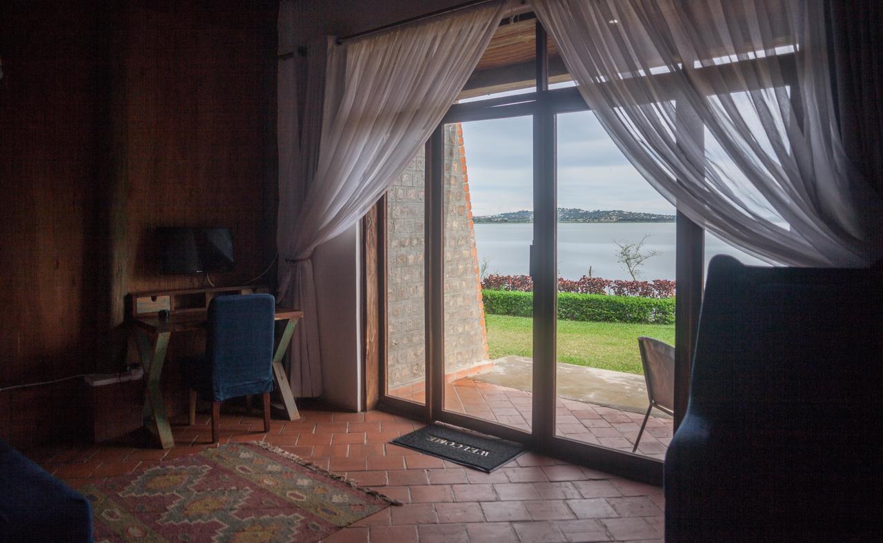 Buvi Lodge Limited Entebbe Exteriör bild